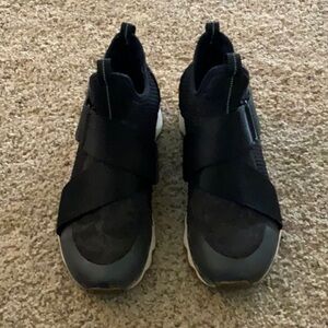 Sorel kinetic sneaker